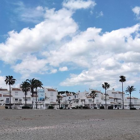 Apartamento Primera Linea De Playa Manilva Exterior photo