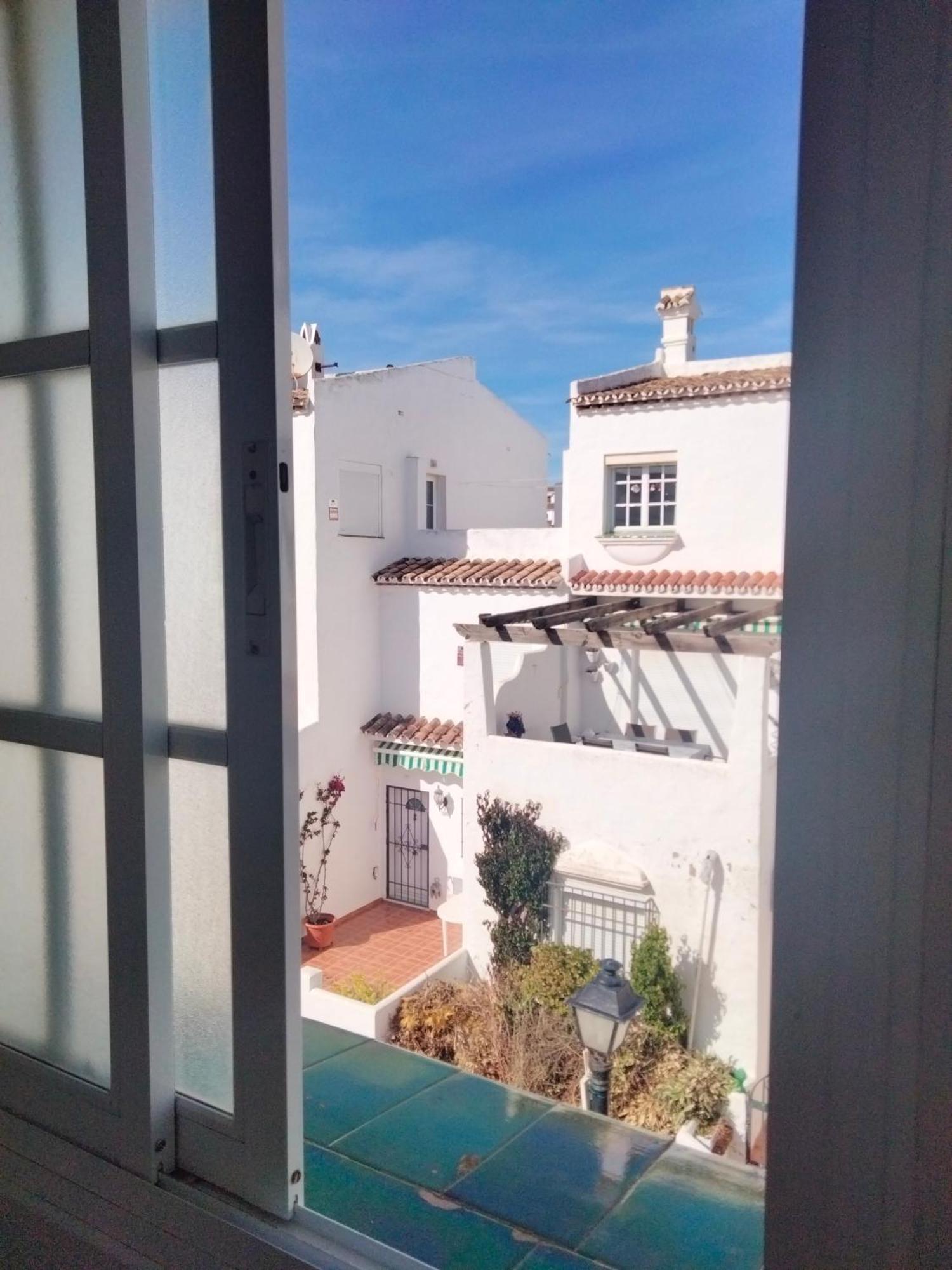 Apartamento Primera Linea De Playa Manilva Exterior photo